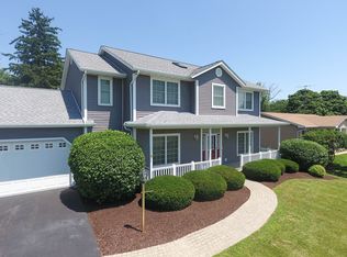 39230 93rd St, Genoa City, WI 53128