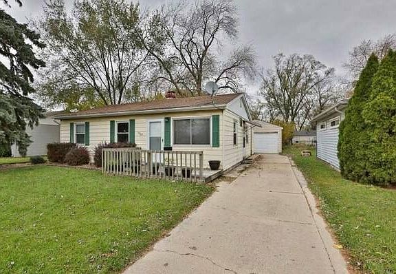 4th image of this home