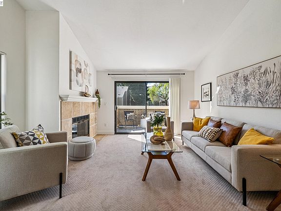 5th image of 182 Eastridge Dr