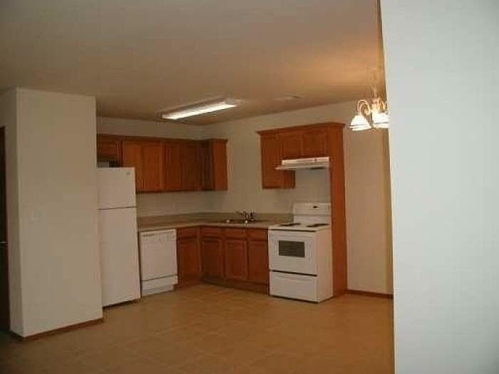 2nd image of 409 Marietta Ct