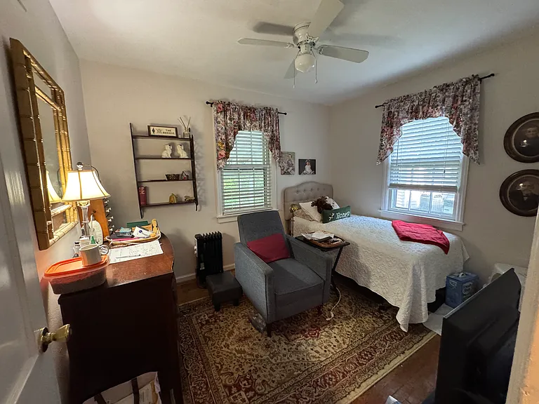downstairs bedroom #1