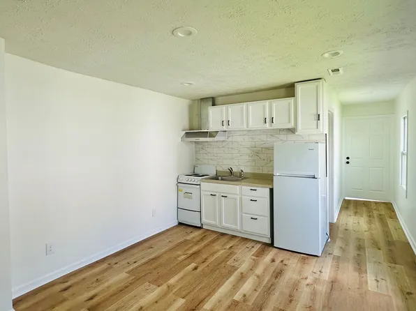 2324 Paris Ave #B, Indianapolis, IN 46208