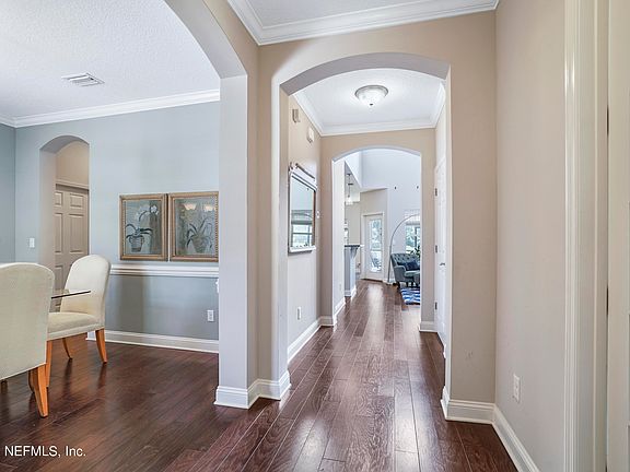 5th image of 162 Wellwood Ave