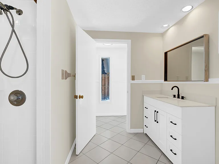4051 Shell Rd — Photo 44