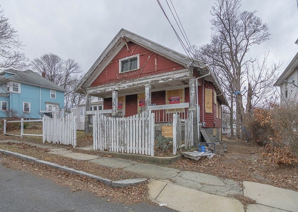 15 Gilmore St, Quincy, MA 02170 Zillow