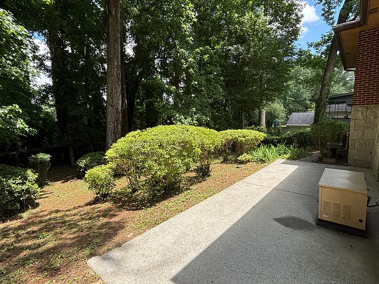 2704 Harrington Dr — Photo 21