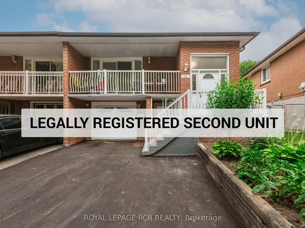 24 Petunias Rd, Brampton, ON L6V 3G8