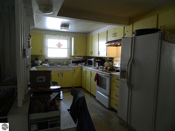 5th image of 2146 E Wenonah Dr