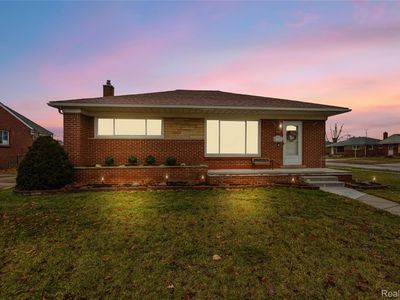 28020 Diesing Dr, Madison Heights, MI, 48071