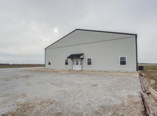 5517 Van Buren Rd, Nashville, IL 62263