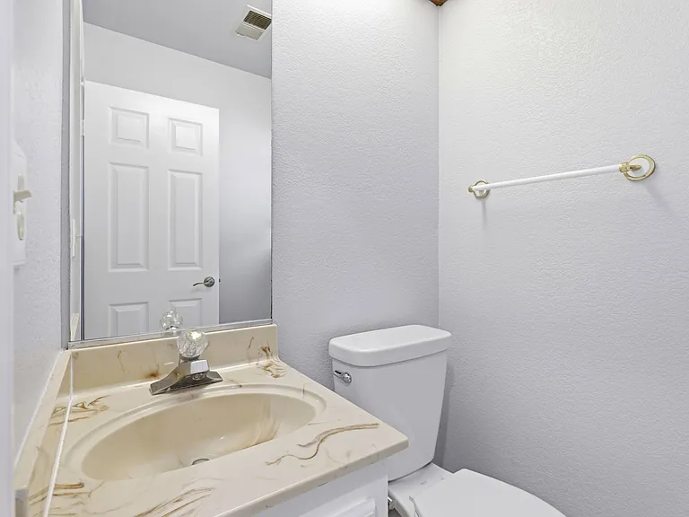 17125 Creekside Cir — Photo 13
