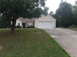 420 Winston Manor Dr, Winder, GA 30680