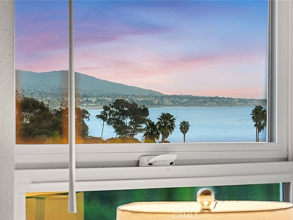 2nd image of 34152 Cambridge Rd