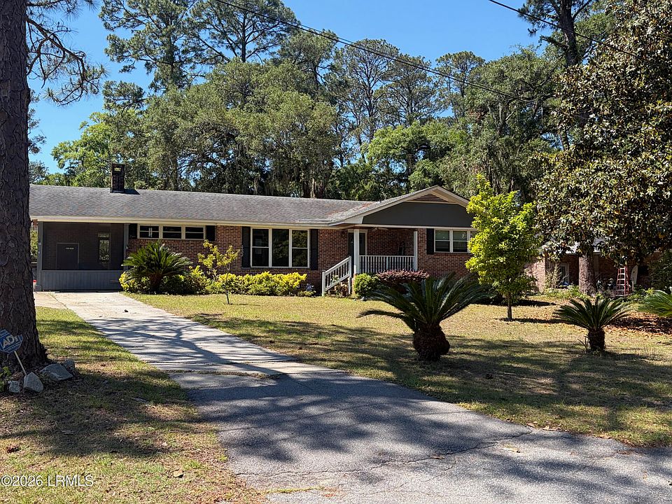 1st image of 2602 S Royal Oaks Drive