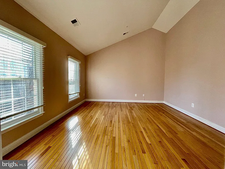 1030 Grand Oak Way — Photo 22