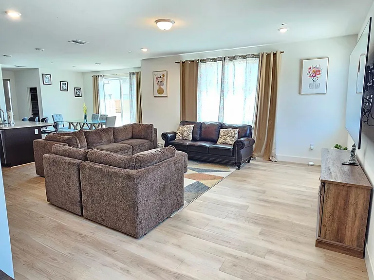 17584 Capricorn Ct — Photo 13