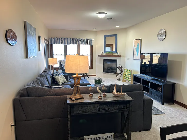 N8809 Lakeshore Dr #2 — Photo 15