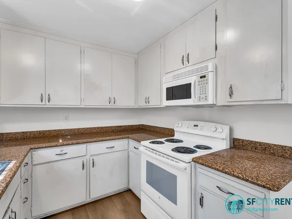 1540 Hudson St APT 302, Redwood City, CA 94061