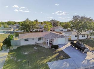4940 Picture Ave, Holiday, FL 34690