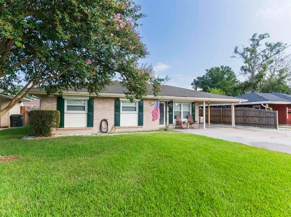 412 Holiday Dr, Houma, LA 70364