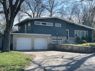 811 W 18th Ave, Emporia, KS 66801