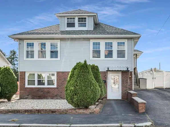 30 Pitcairn St #1, Revere, MA 02151