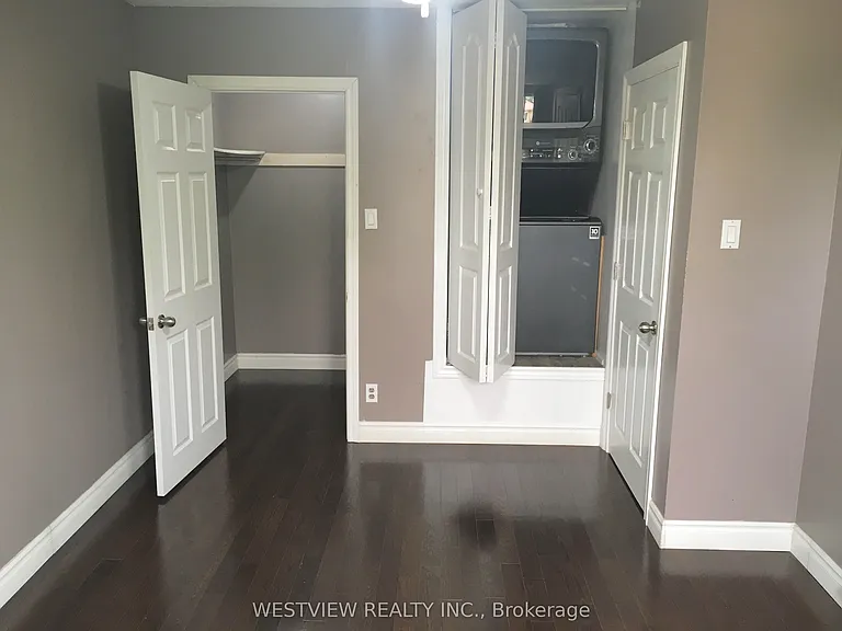 19 Coxworth Cres — Photo 18