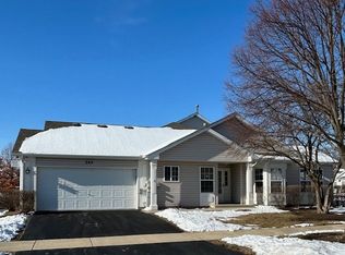 264 Kathryn Ln, North Aurora, IL 60542