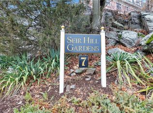 7 Seir Hill Rd APT 44, Norwalk, CT 06850