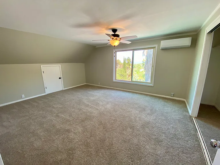 2761 Joan Ln — Photo 45