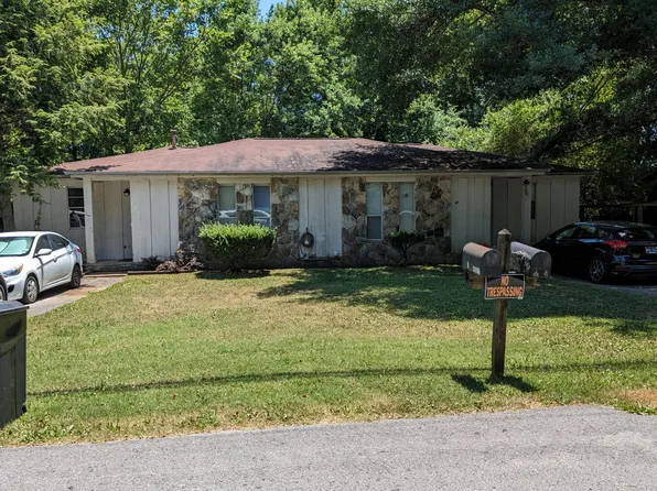 10006 Walden St, Soddy Daisy, TN 37379