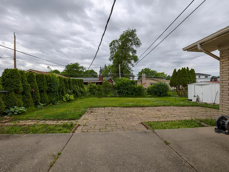 36389 Almont Ct — Photo 4
