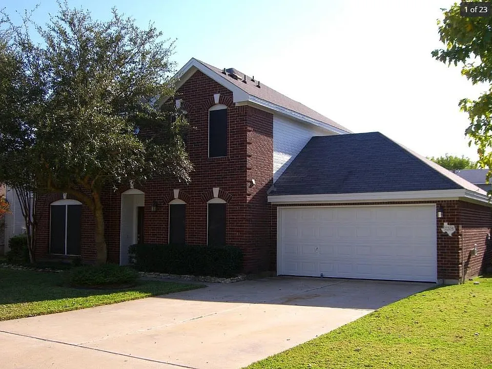 2205 Wisteria Way