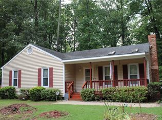 7401 Velvet Antler Dr, Midlothian, VA 23112