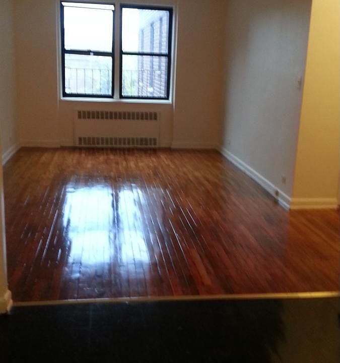 2nd image of 3516 34th St #4/L