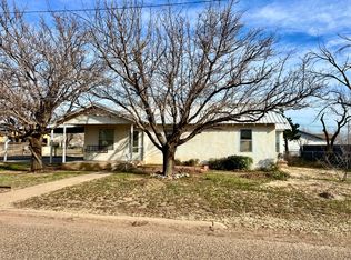 805 2nd St, Lorenzo, TX 79343