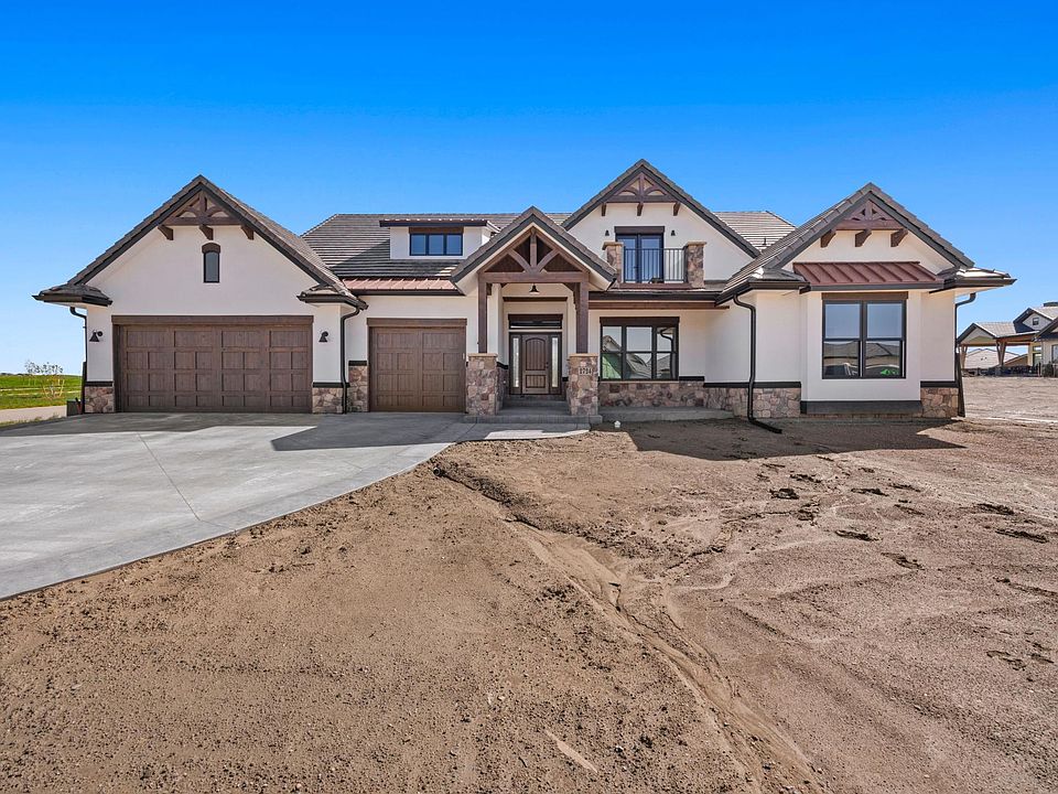 Gorgeous, custom home. Three bedrooms plus loft with private full bathroom