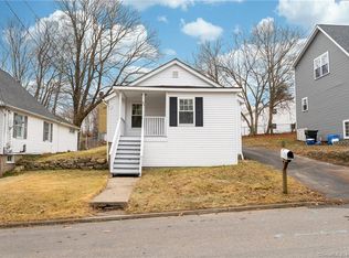 95 Joe Ave, Groton, CT 06340