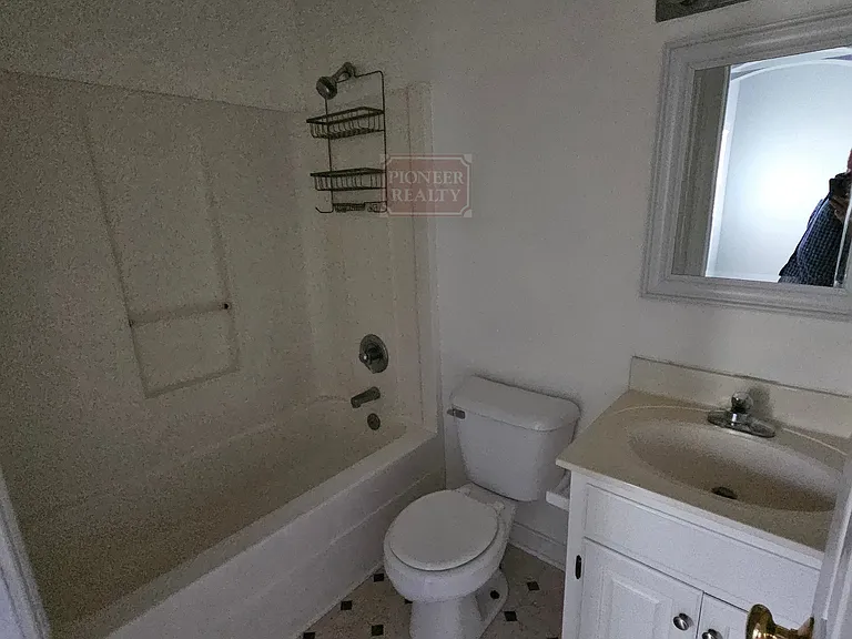 1818 5th Ave — Photo 12