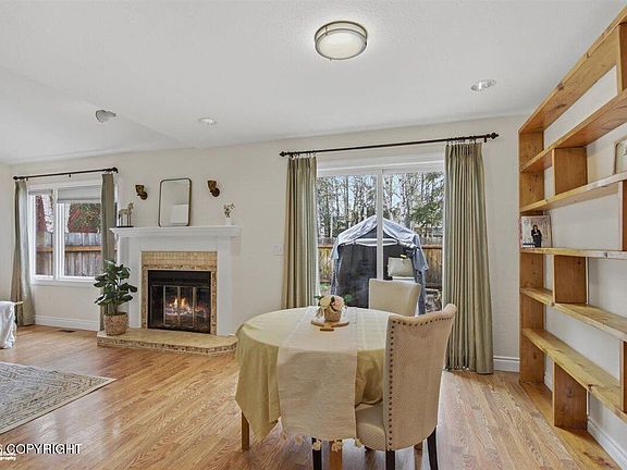 5th image of 5527 E 34th Ave #110