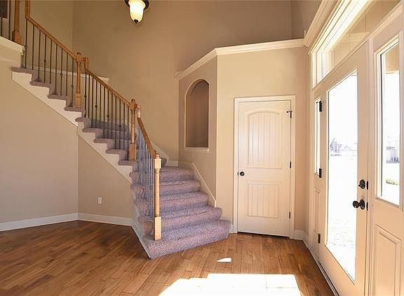 3rd image of 4600 NE 105th St