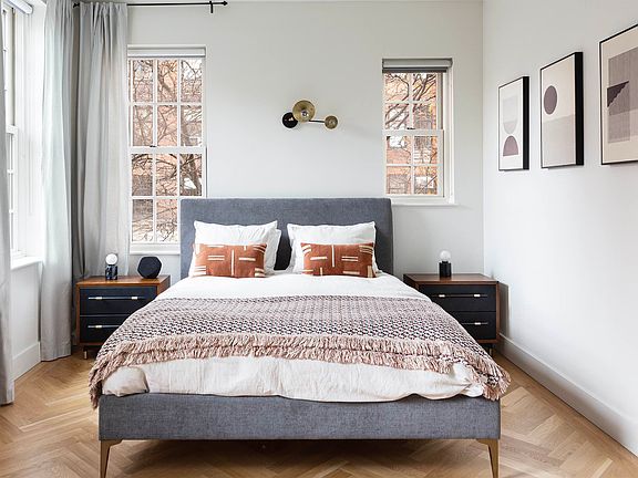 5th image of 463 W 24th St #3E