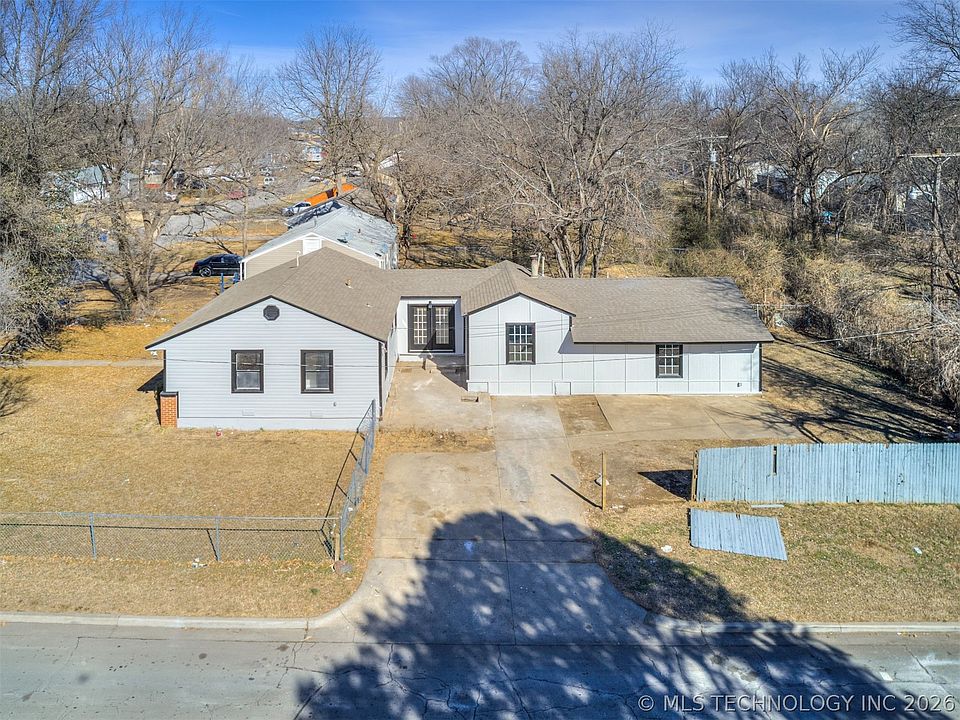 1st image of 4303 N Frankfort Pl
