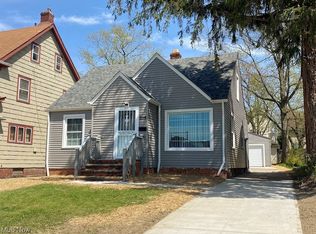 2119 Goodnor Rd, Cleveland Heights, OH 44118