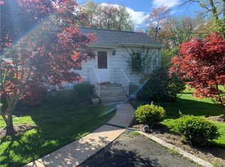 10 W Clarkstown Rd, New City, NY 10956