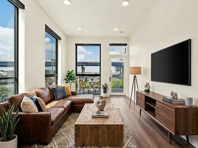River Place Lofts — Photo 104