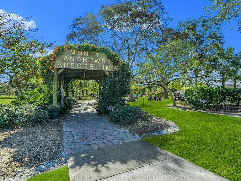 11815 Tempest Harbor Loop — Photo 49