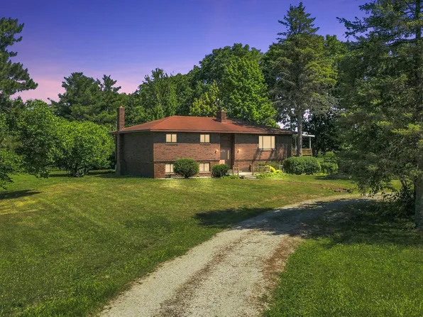 780 N Hadley Rd, Ortonville, MI 48462