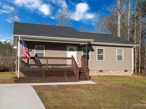 107 Dundee Ct, Maiden, NC 28650