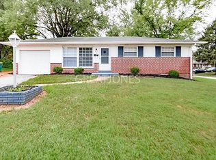 846 Bella Ln, Saint Louis, MO 63137